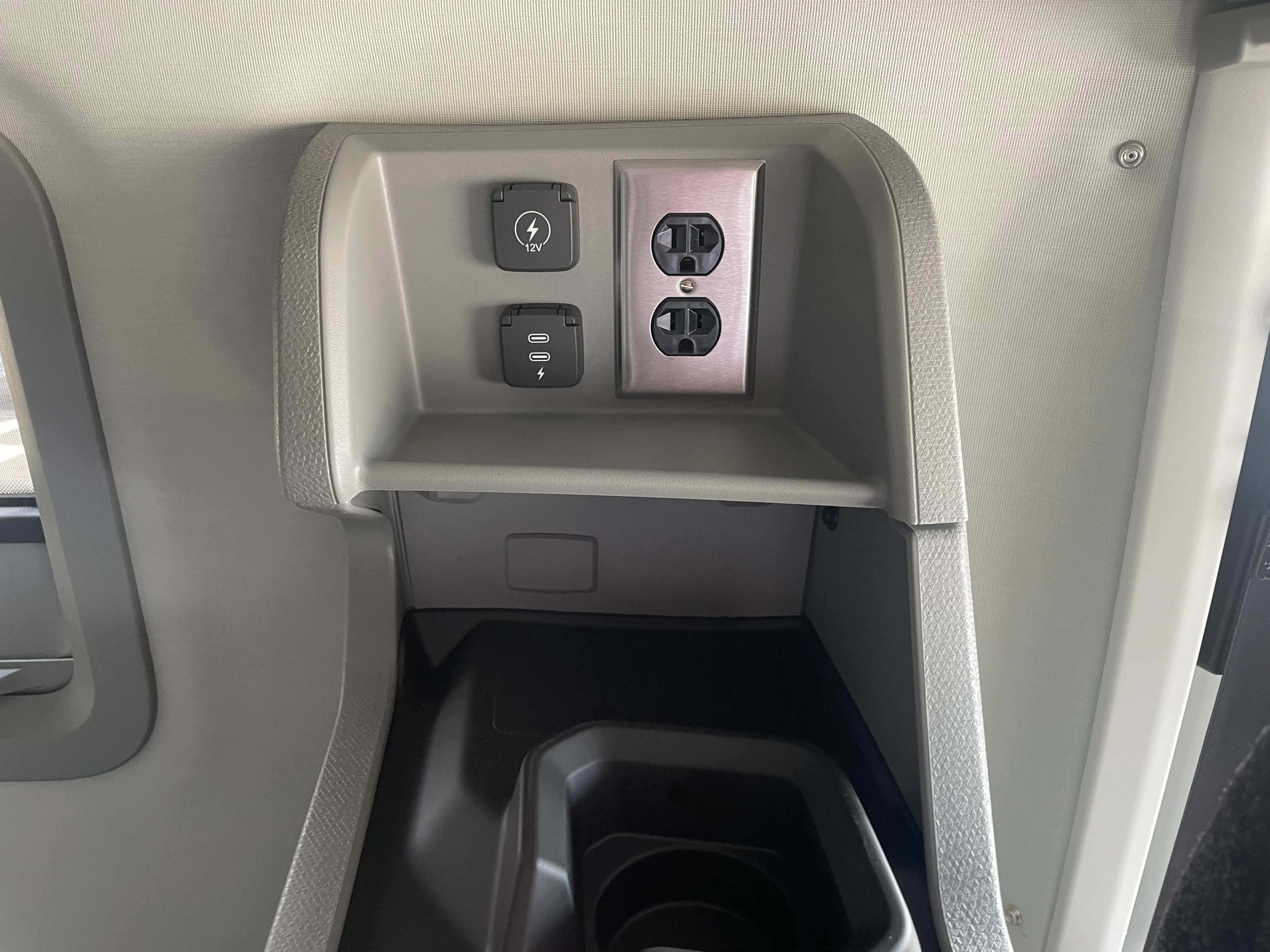 2026 Volvo VNL 660 in Amarillo, TX — photo 21