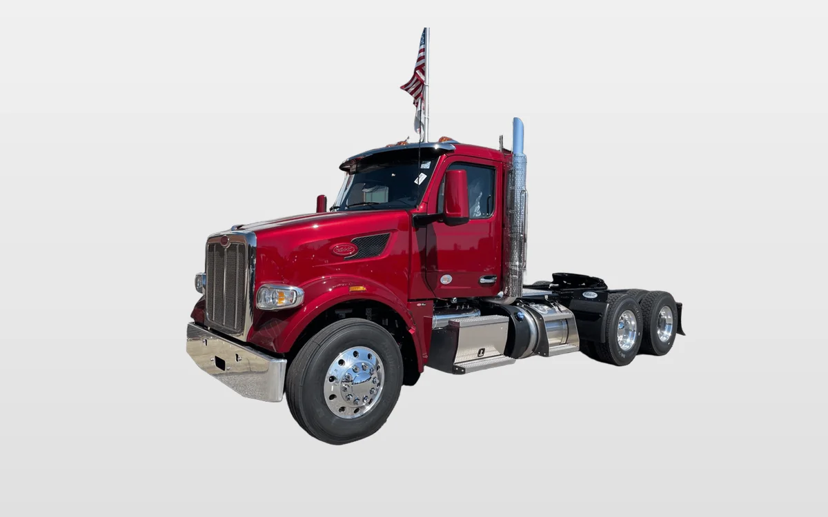 2027 Peterbilt 567 - image 1