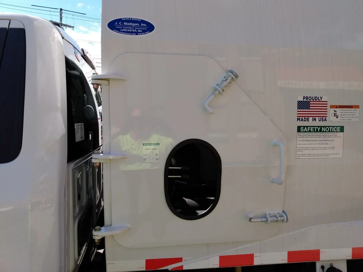 2024 Ford F-550 in Foxboro, MA — photo 9