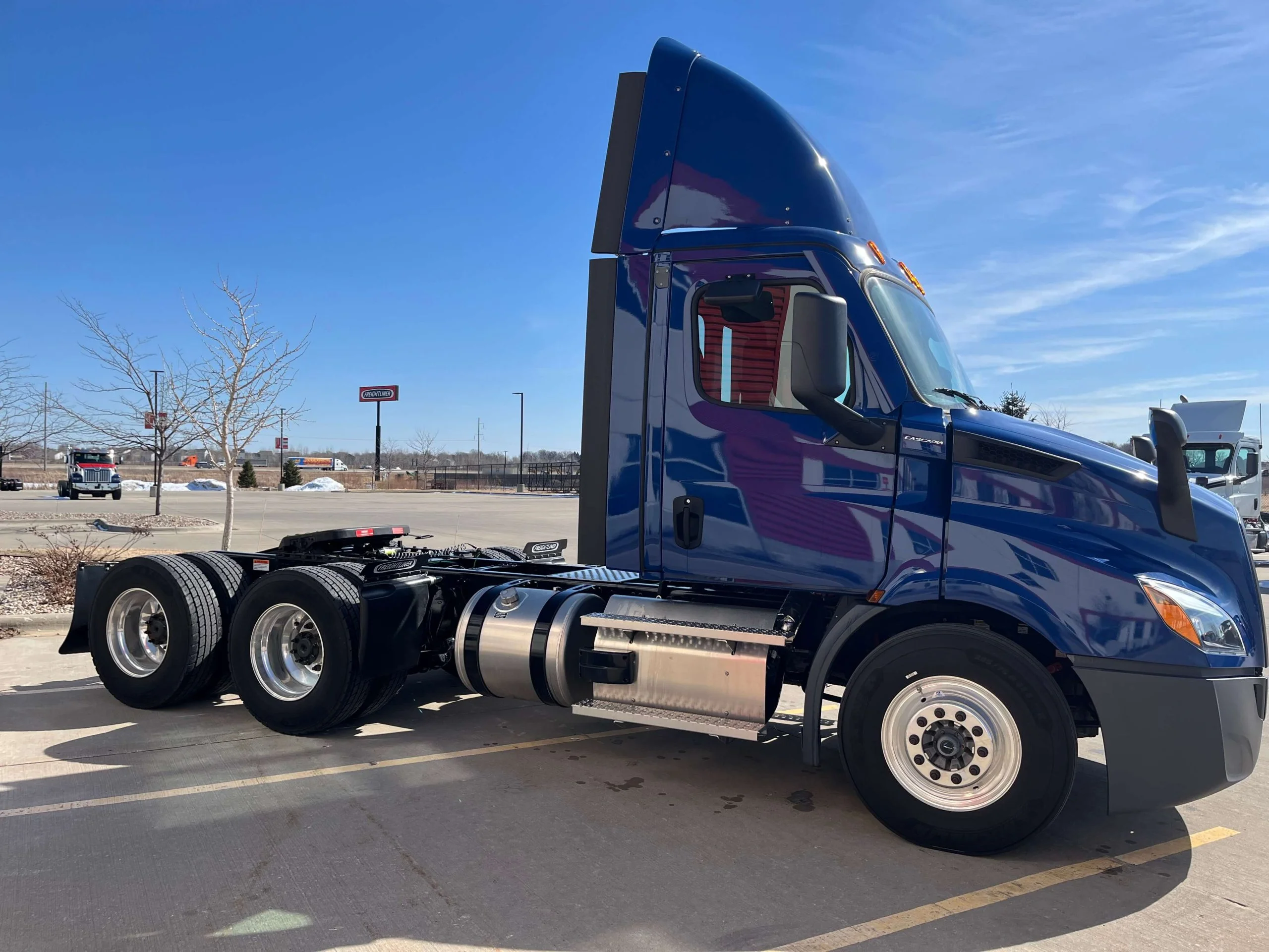 2025 Freightliner Cascadia in Madison, WI — photo 3