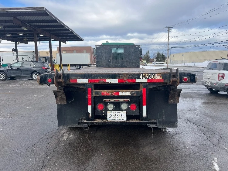 2015 Freightliner M2 106 - image 7