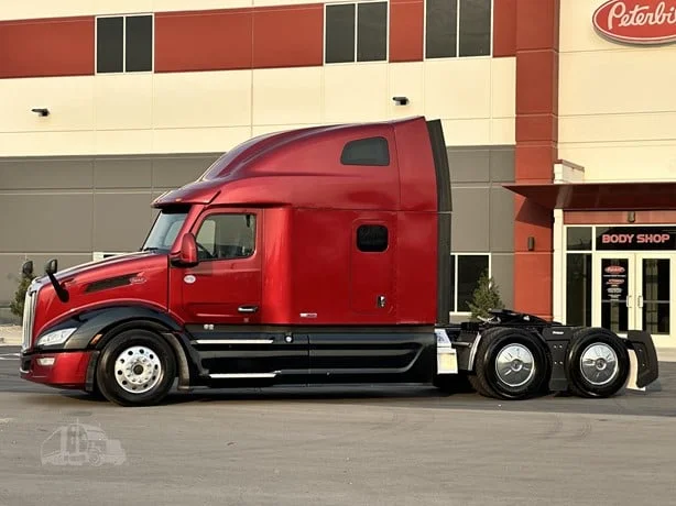 2024 Peterbilt 579 in Boise, ID — photo 2