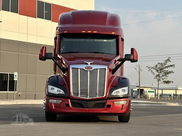 2024 Peterbilt 579 in Boise, ID — photo 8