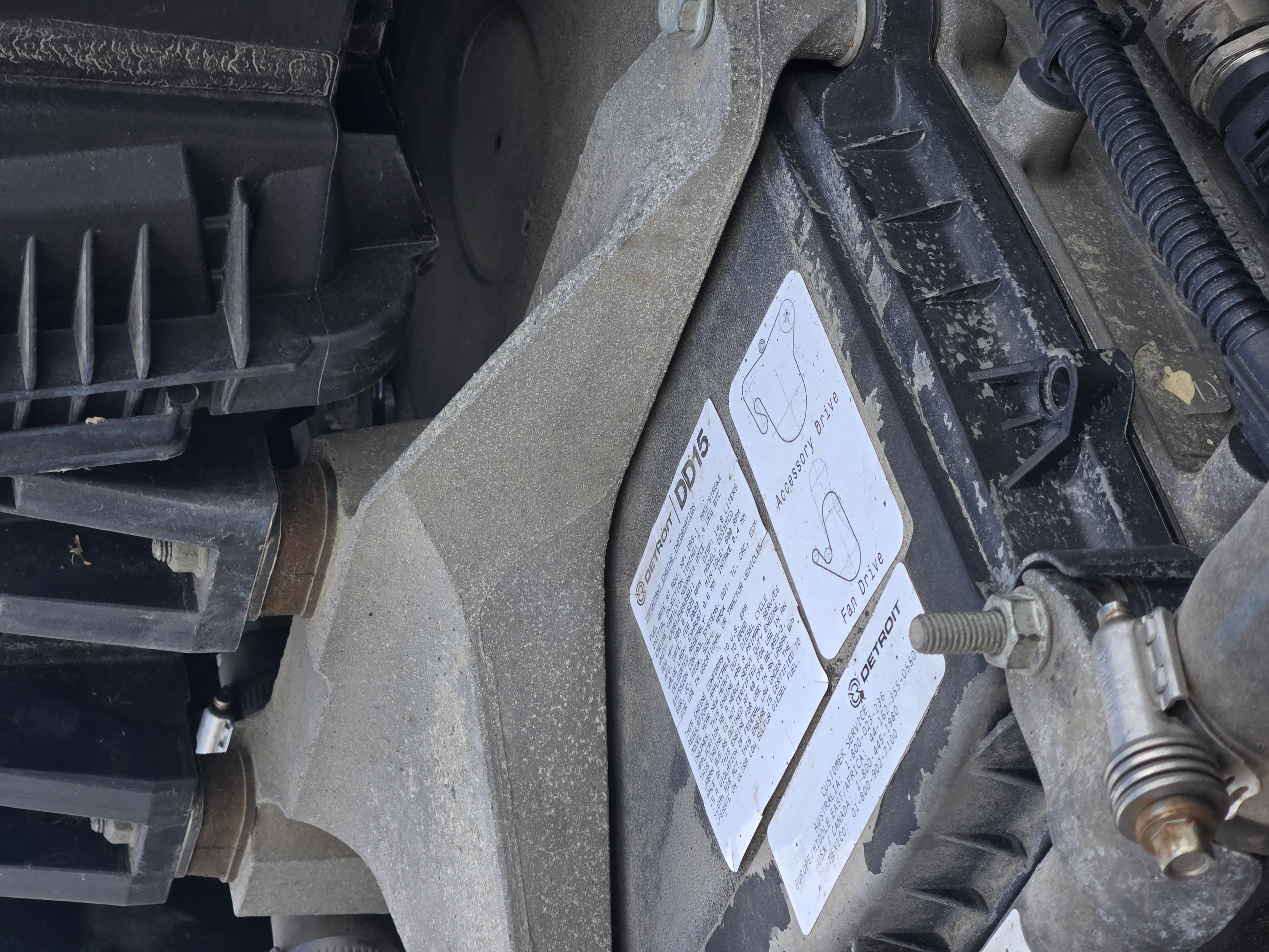 2023 Freightliner Cascadia in Fresno, CA — photo 16