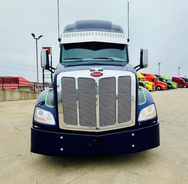 2020 Peterbilt 579 — photo 4