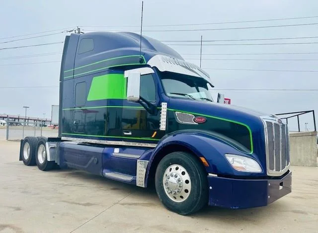 2020 Peterbilt 579 — photo 3