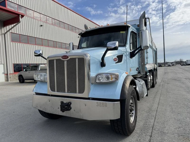 2021 Peterbilt 567 - image 2