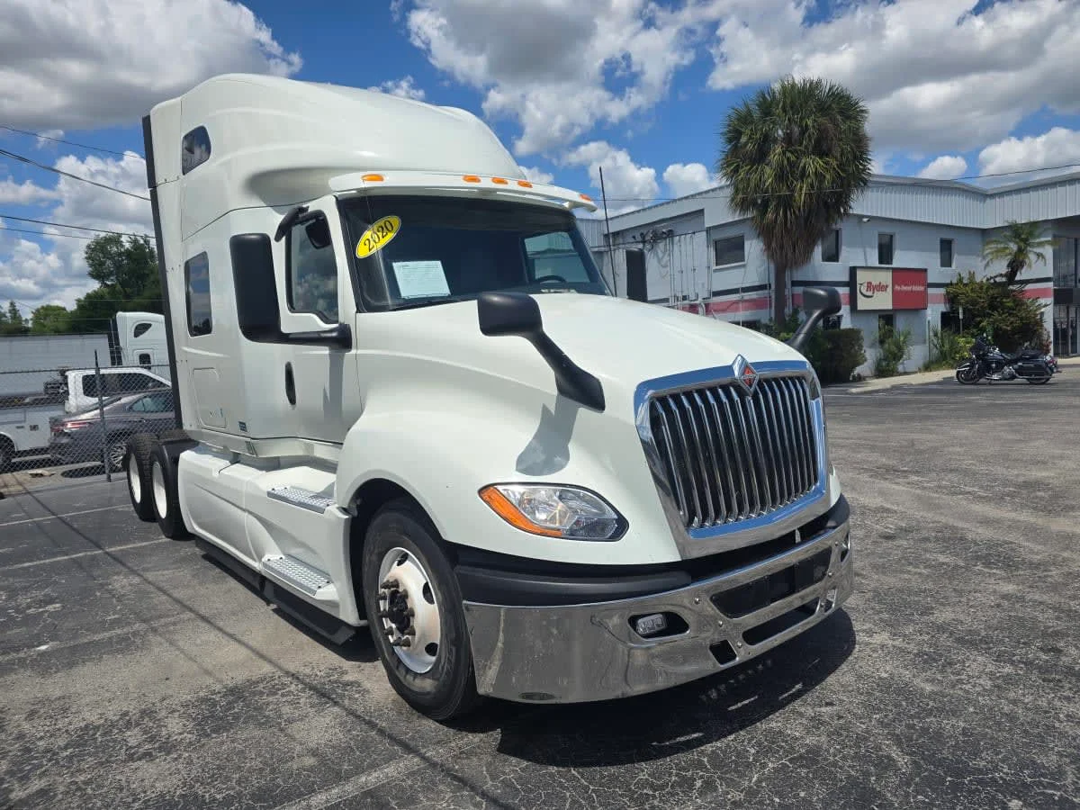 2020 International LT in Tampa, FL