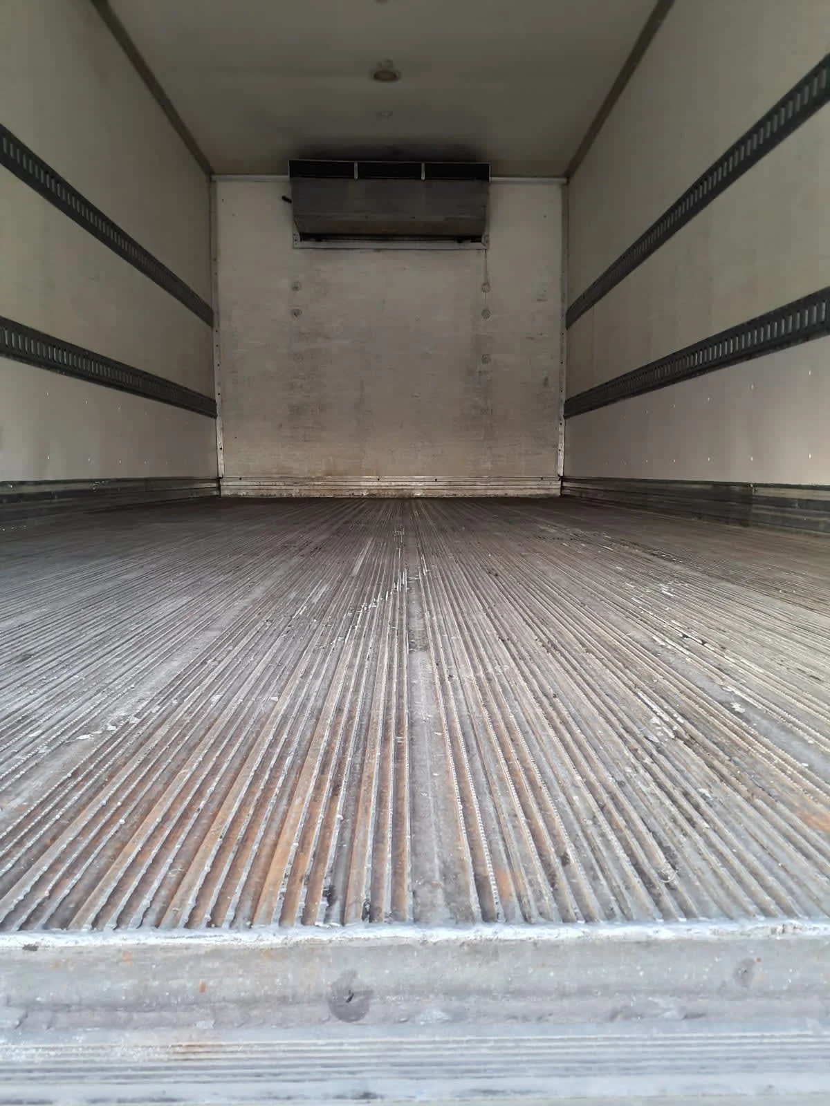 2018 Freightliner M2 106 - image 9