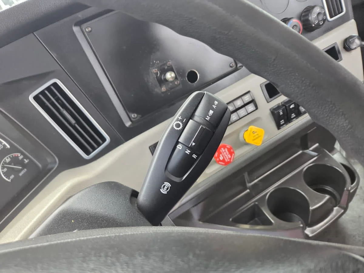 2019 Freightliner Cascadia in St. Rose, LA — photo 9