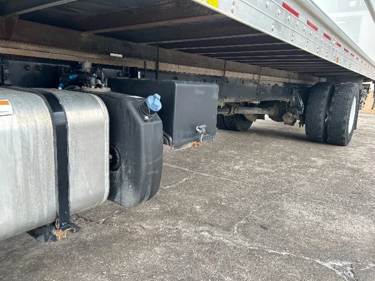 2023 Freightliner M2 106 in Des Moines, IA — photo 5