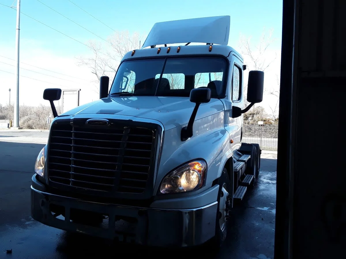 2019 Freightliner Cascadia in Kansas City, MO