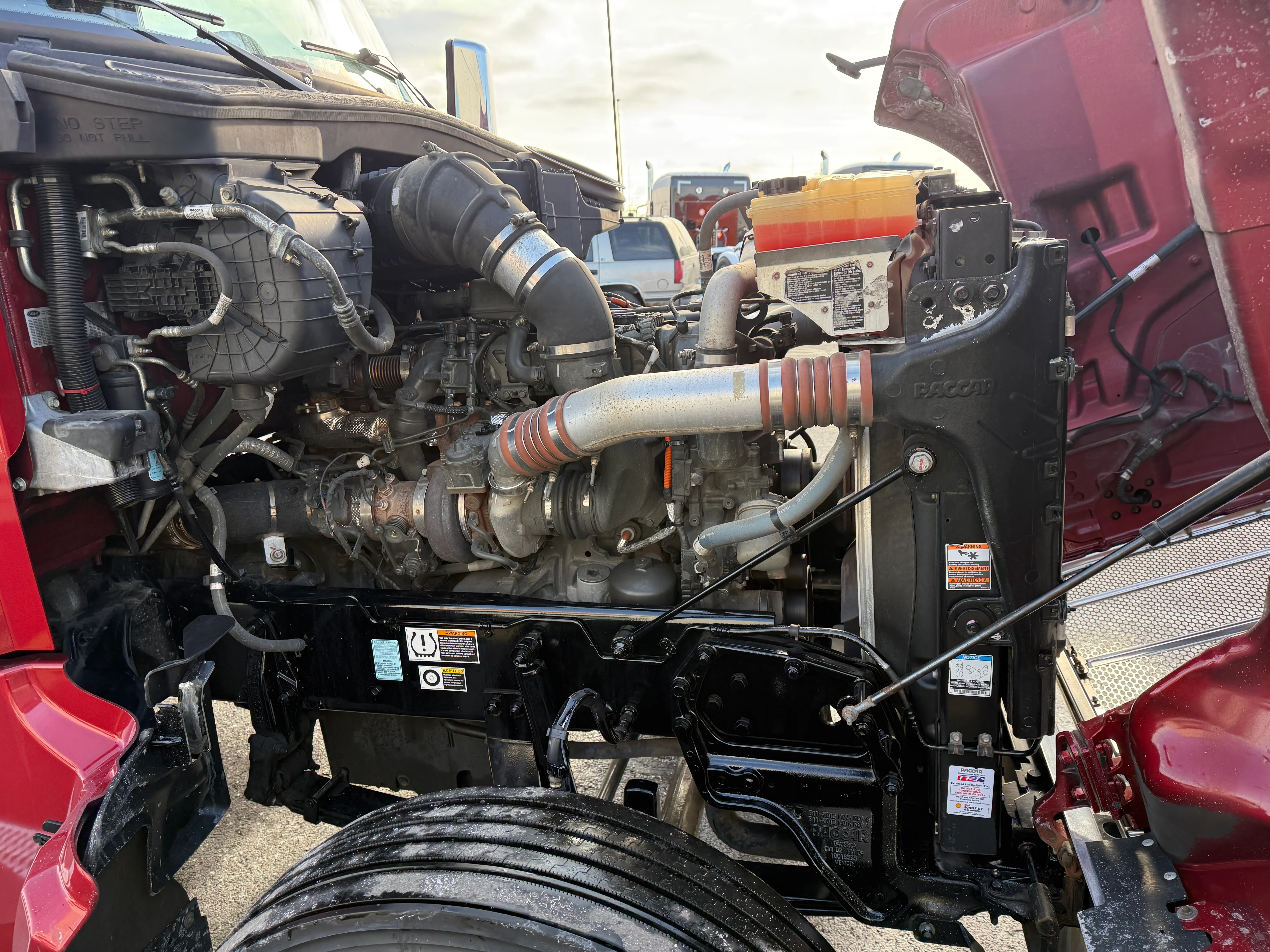 2023 Peterbilt 567 - image 10