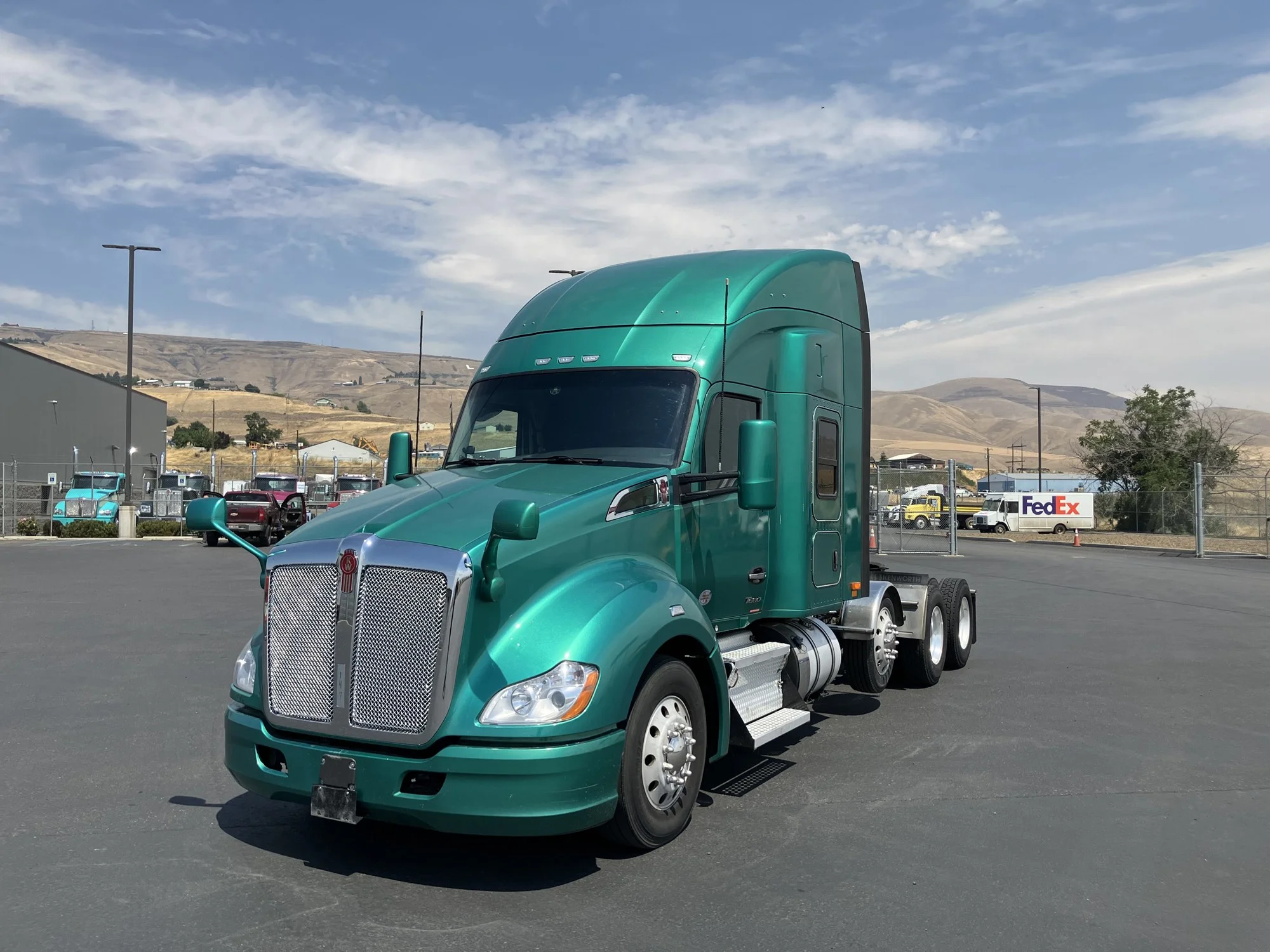 2022 Kenworth T680
