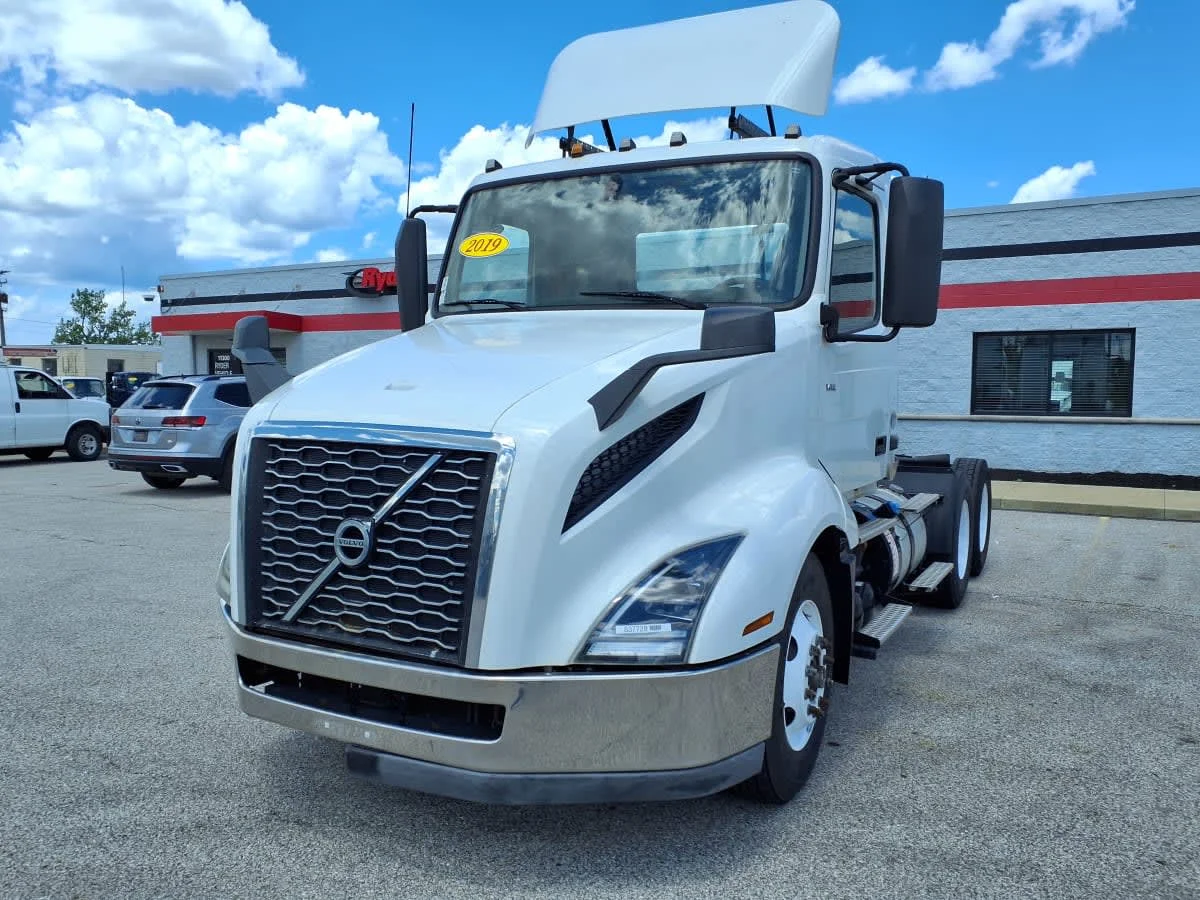 2019 Volvo VNL 860