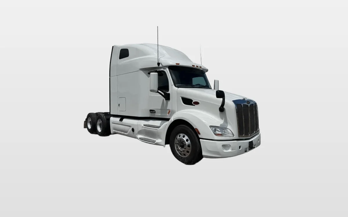 2021 Peterbilt 579 - image 1