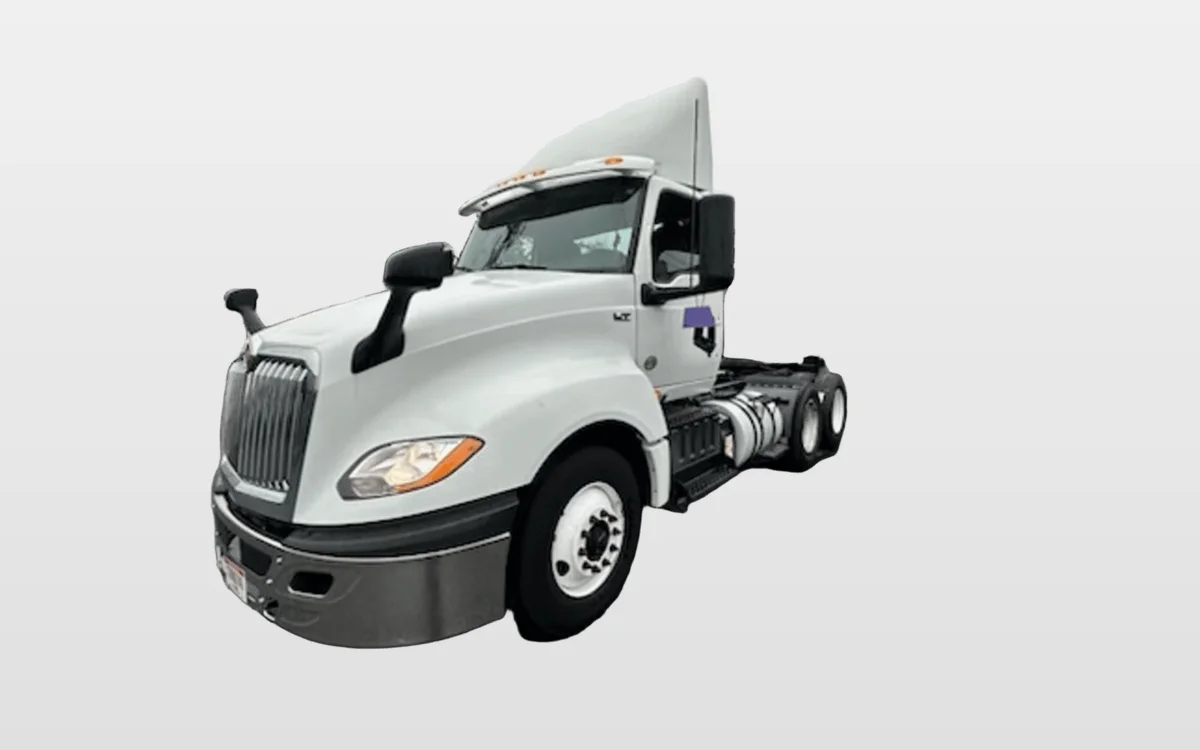 2019 International - image 1