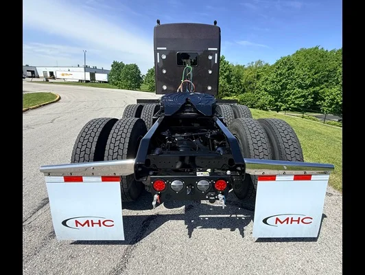 2027 Kenworth W900 in Springfield, MO — photo 5