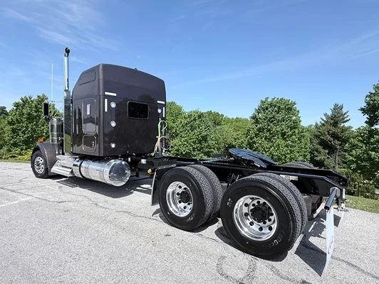 2027 Kenworth W900 in Springfield, MO — photo 24