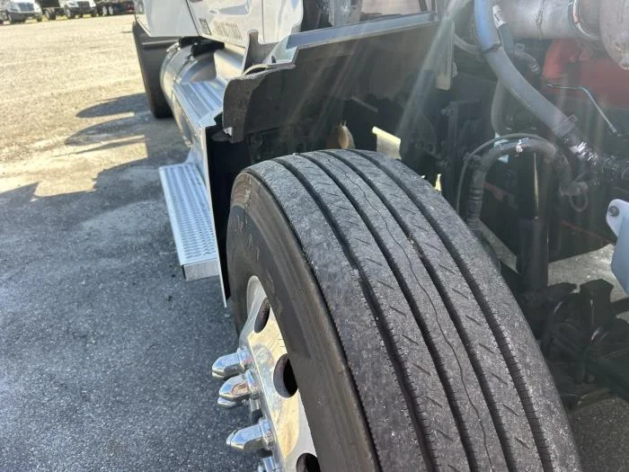 2022 Peterbilt 579 — photo 12