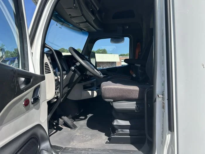 2022 Peterbilt 579 — photo 17