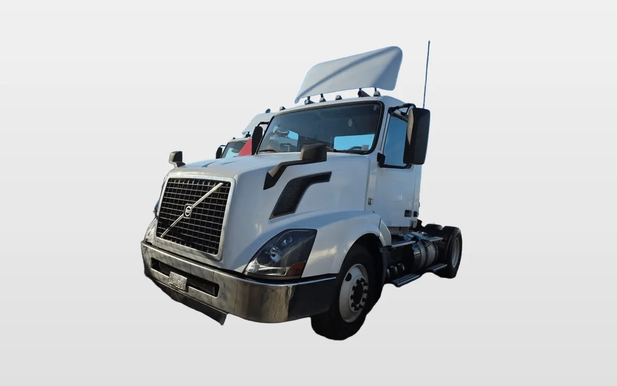 2016 Volvo - image 1