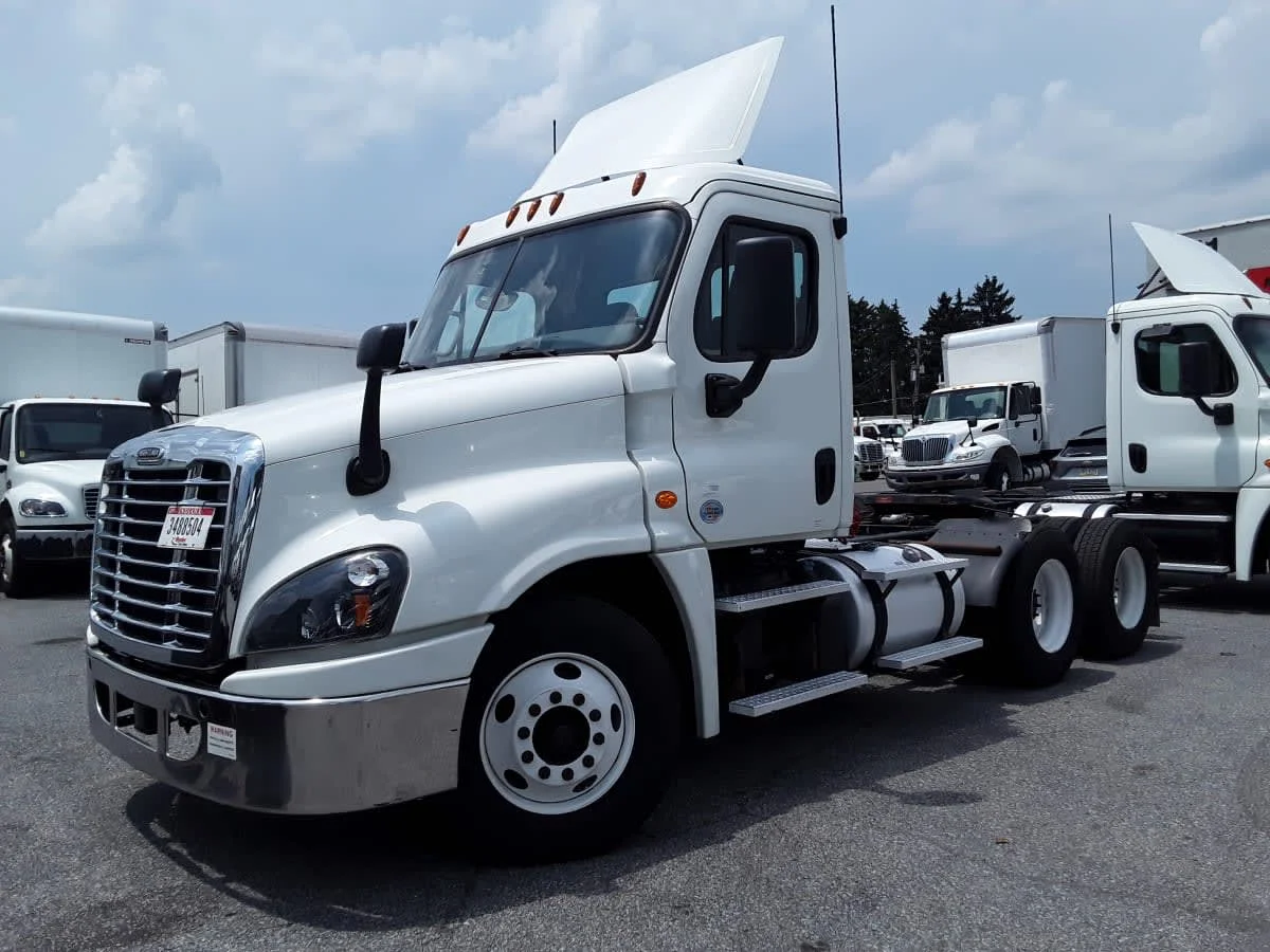 2018 Freightliner Cascadia in Allentown, PA