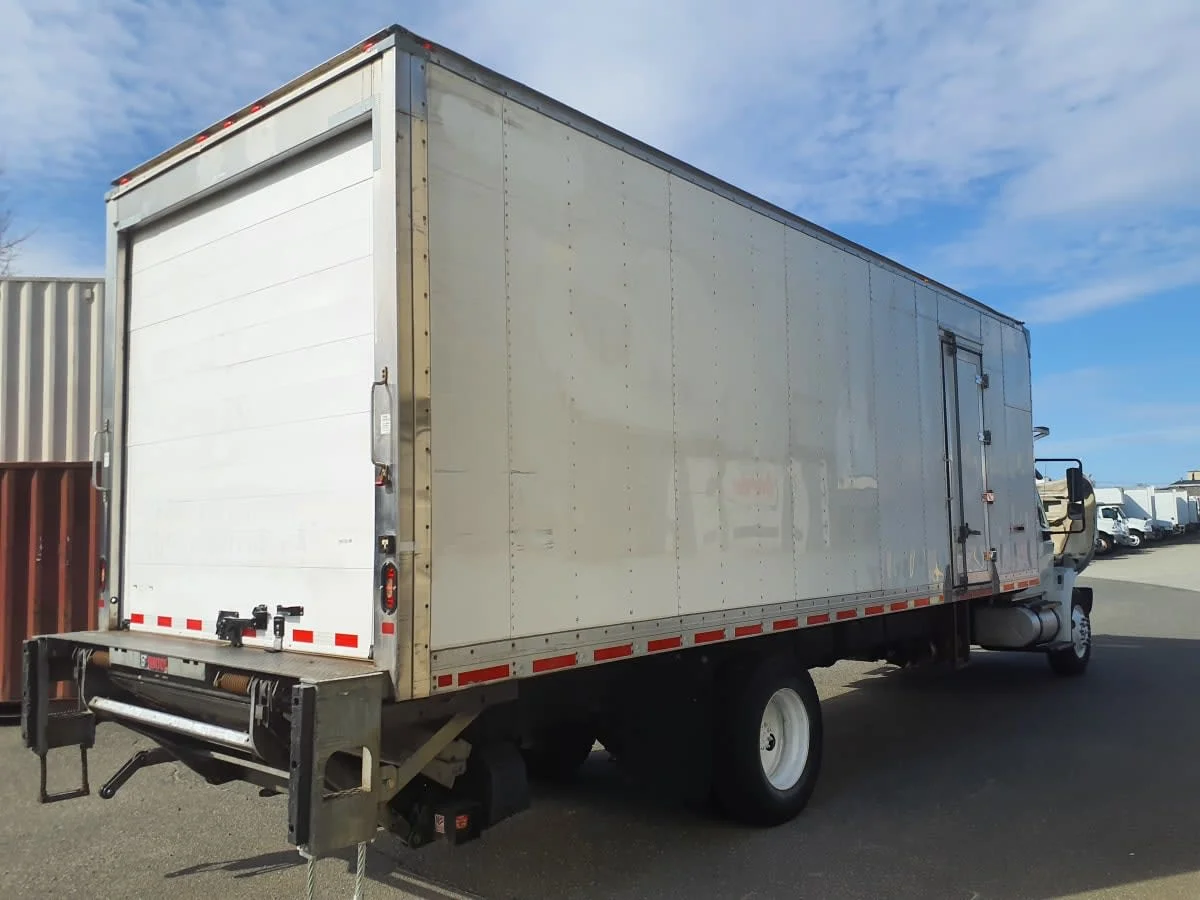 2018 International 4300 in Springfield, MA — photo 4