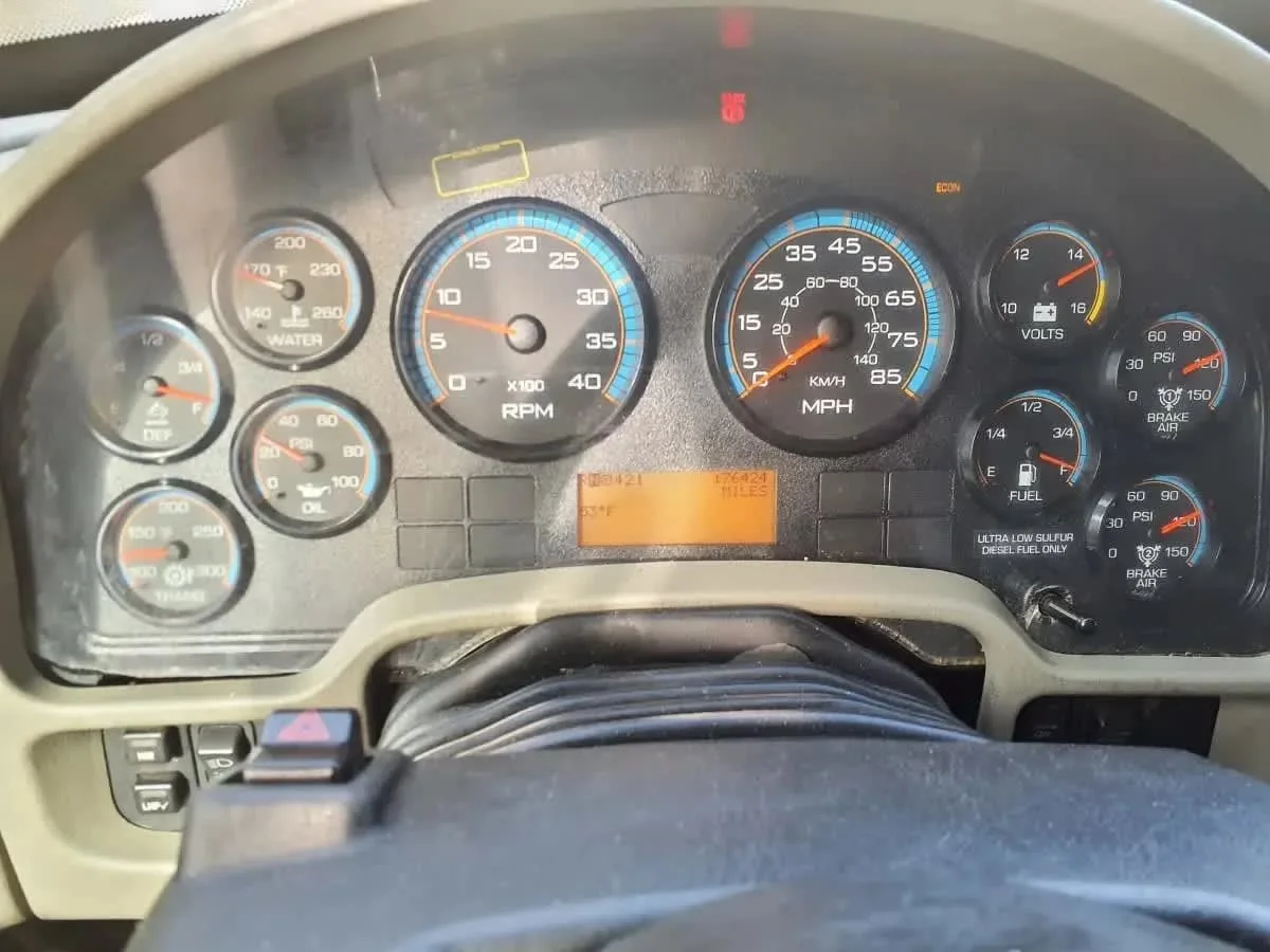 2018 International 4300 in Springfield, MA — photo 11