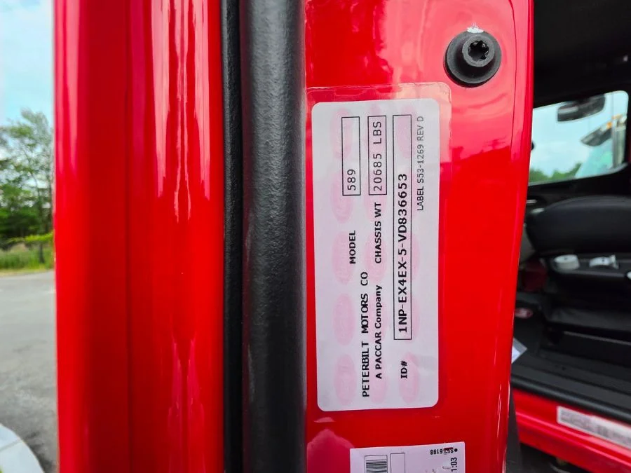 2027 Peterbilt 589 in Berlin, CT — photo 6