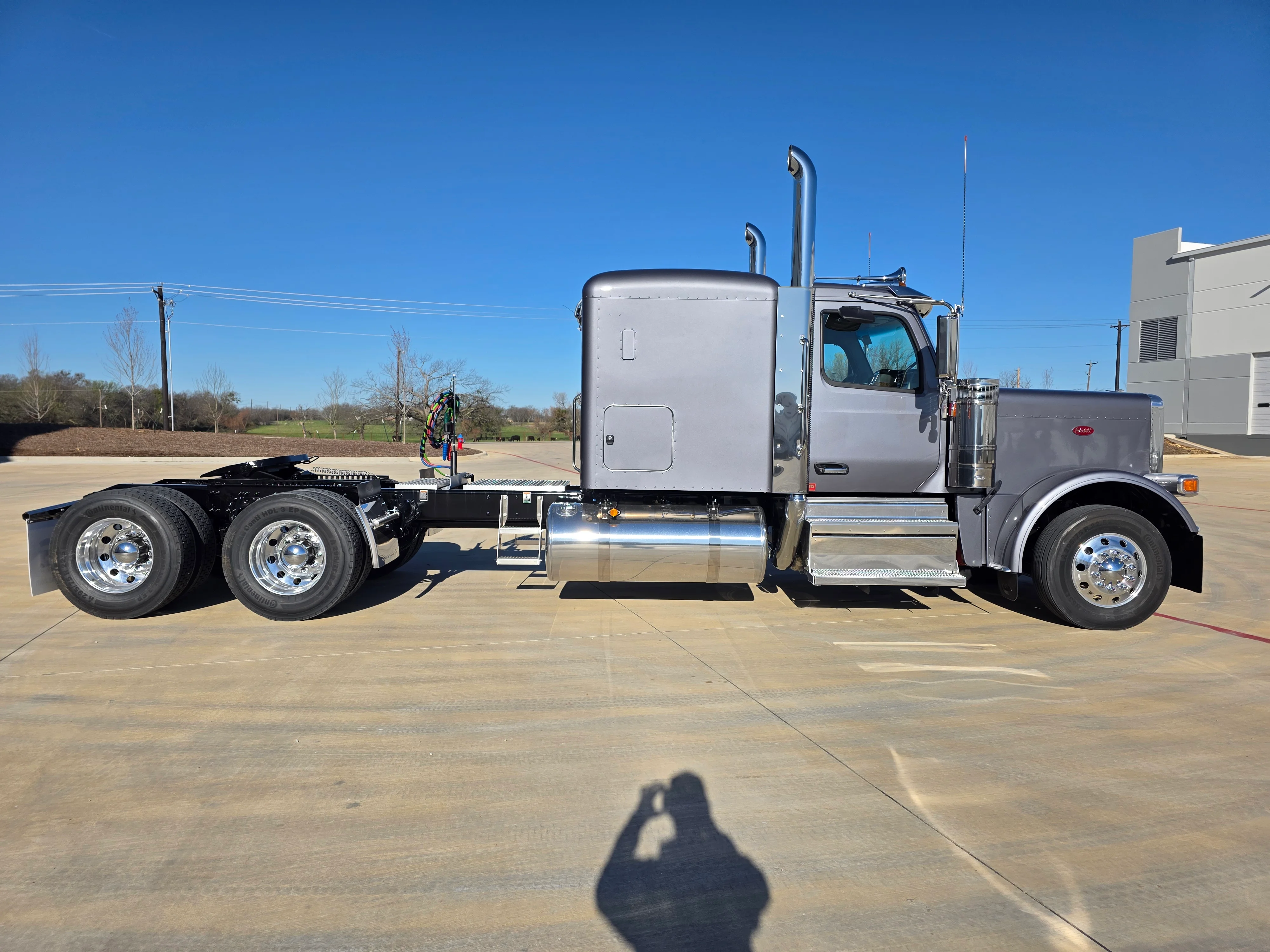 2027 Peterbilt 589 in Dayton, OH — photo 6