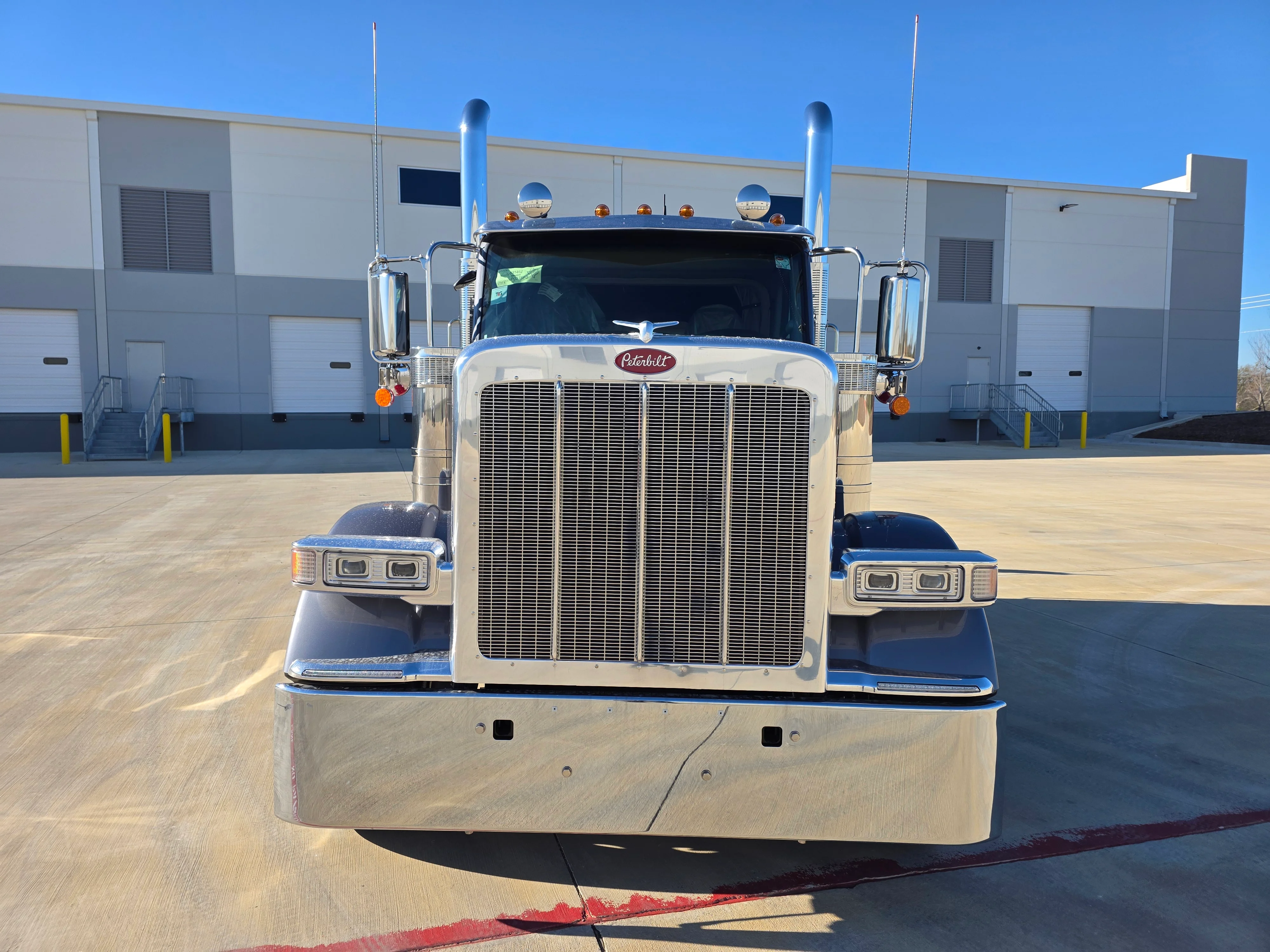 2027 Peterbilt 589 in Dayton, OH — photo 8