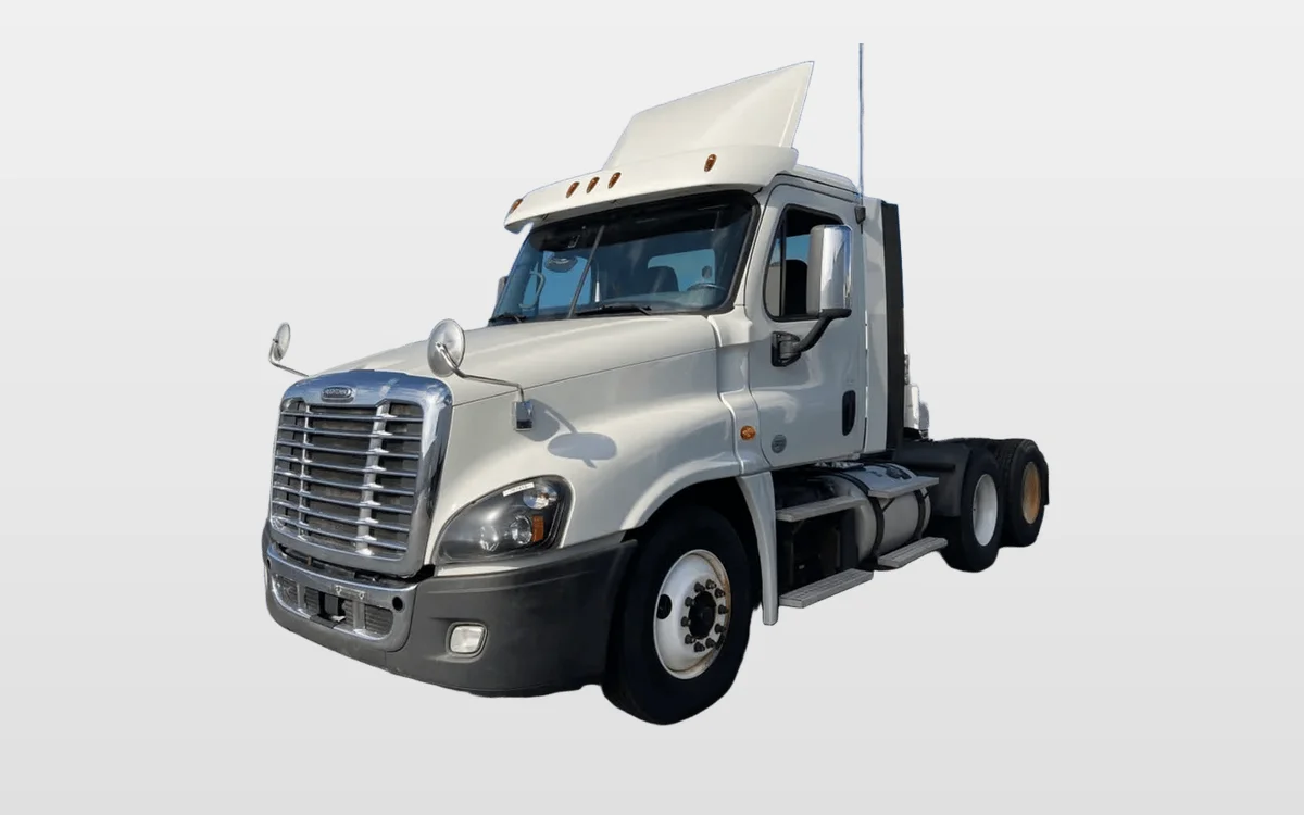 2018 Freightliner - image 1