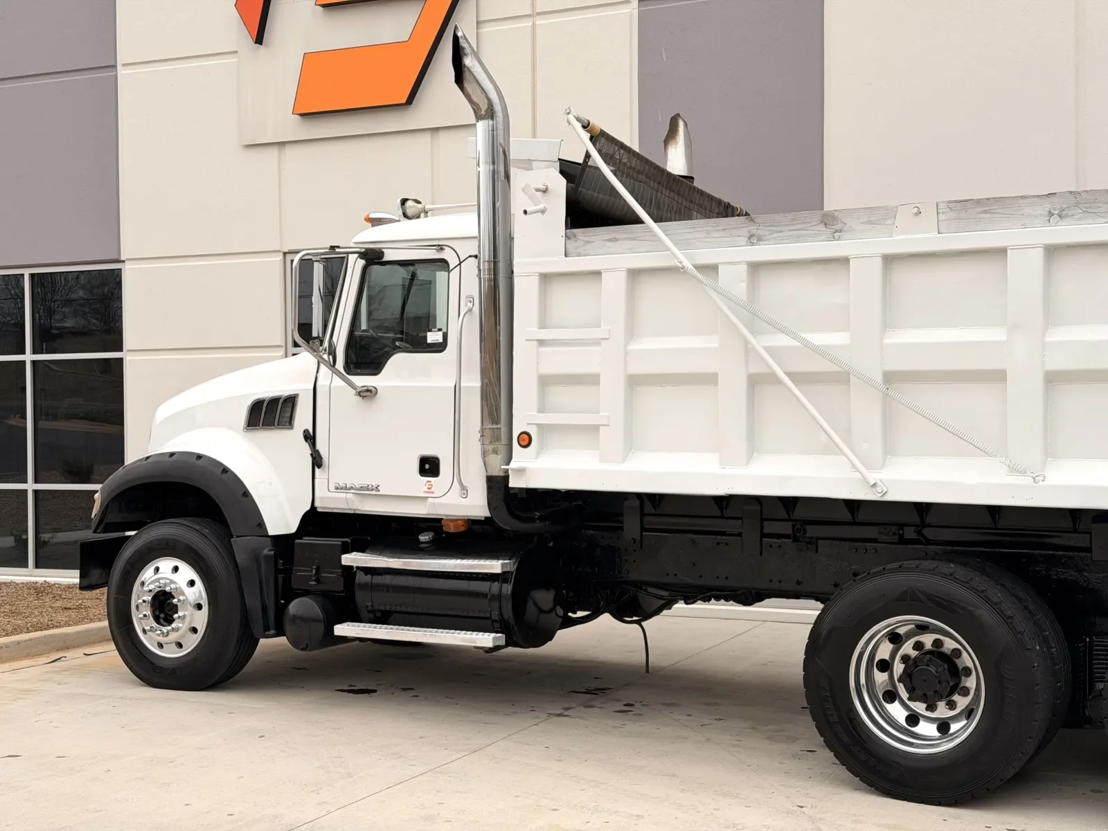 2009 Mack Granite in Greer, SC — photo 9