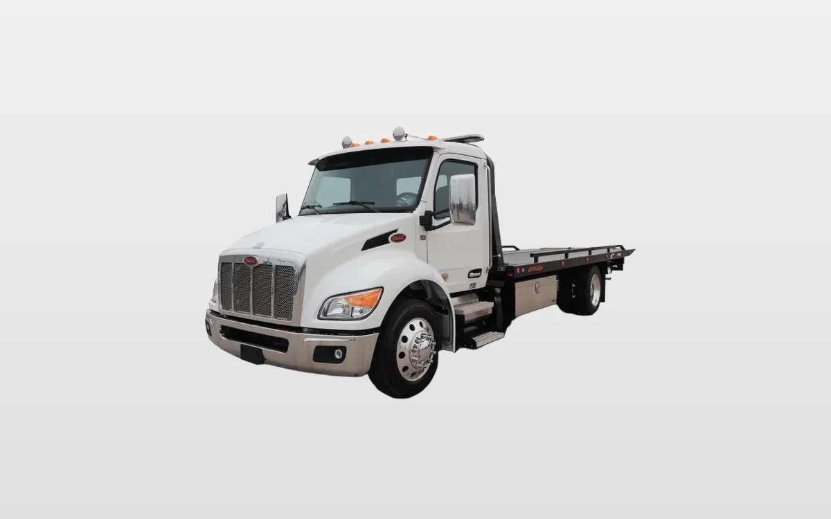 2025 Peterbilt 536 - image 1