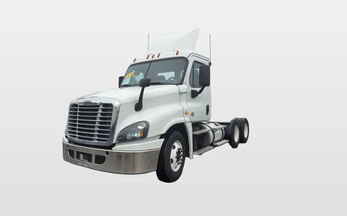 2019 Freightliner - image 1