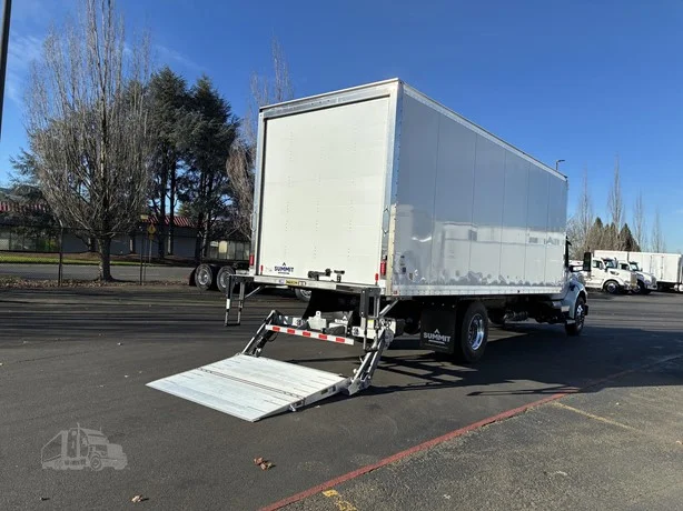 2026 Peterbilt 536 - image 9