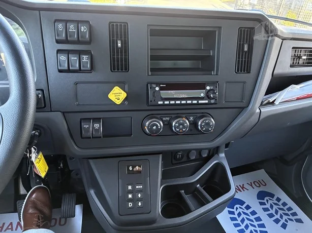 2026 Peterbilt 536 - image 19