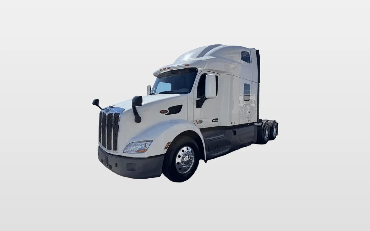 2021 Peterbilt 579 - image 1