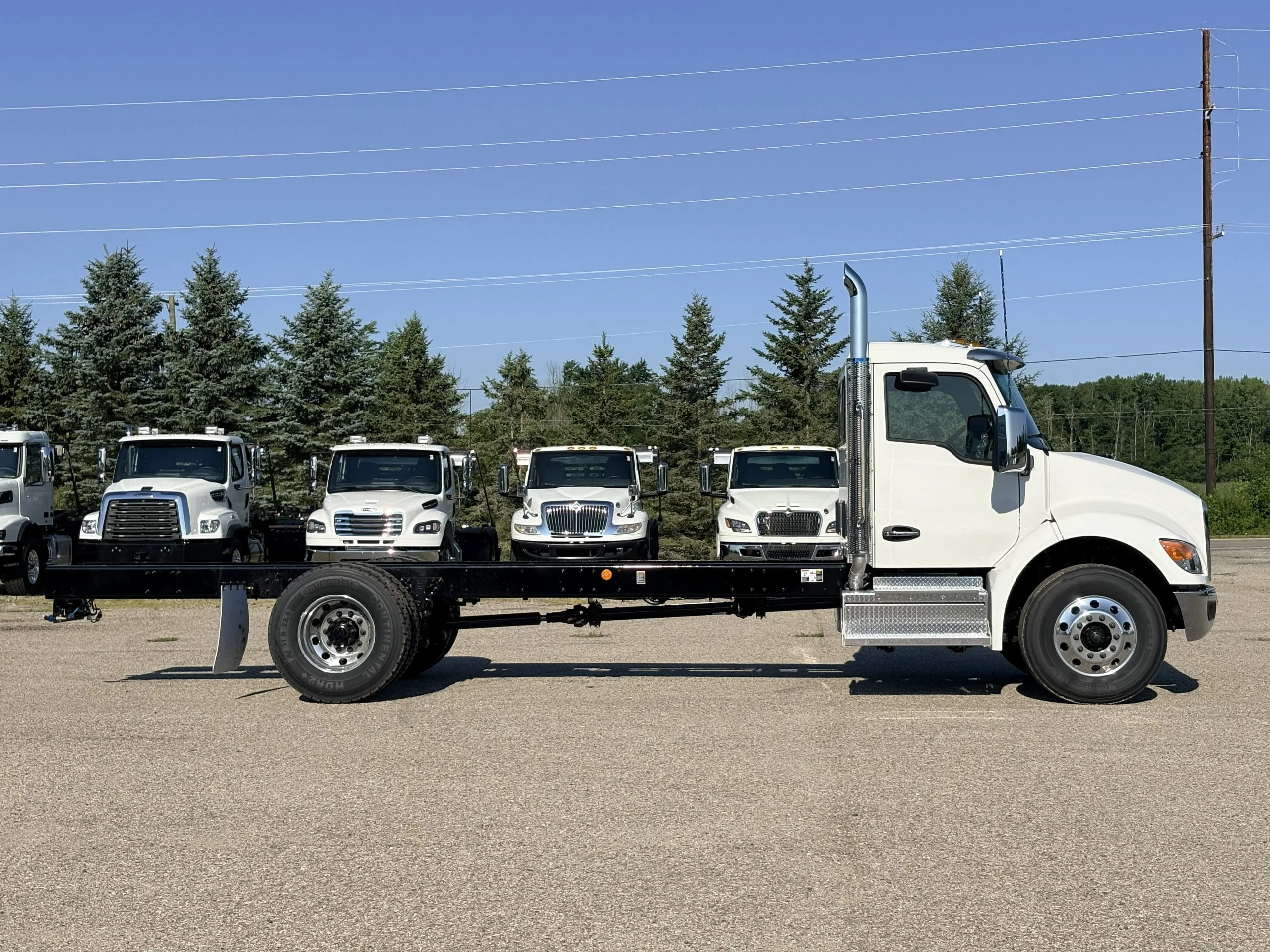 2027 Kenworth T380 — photo 5