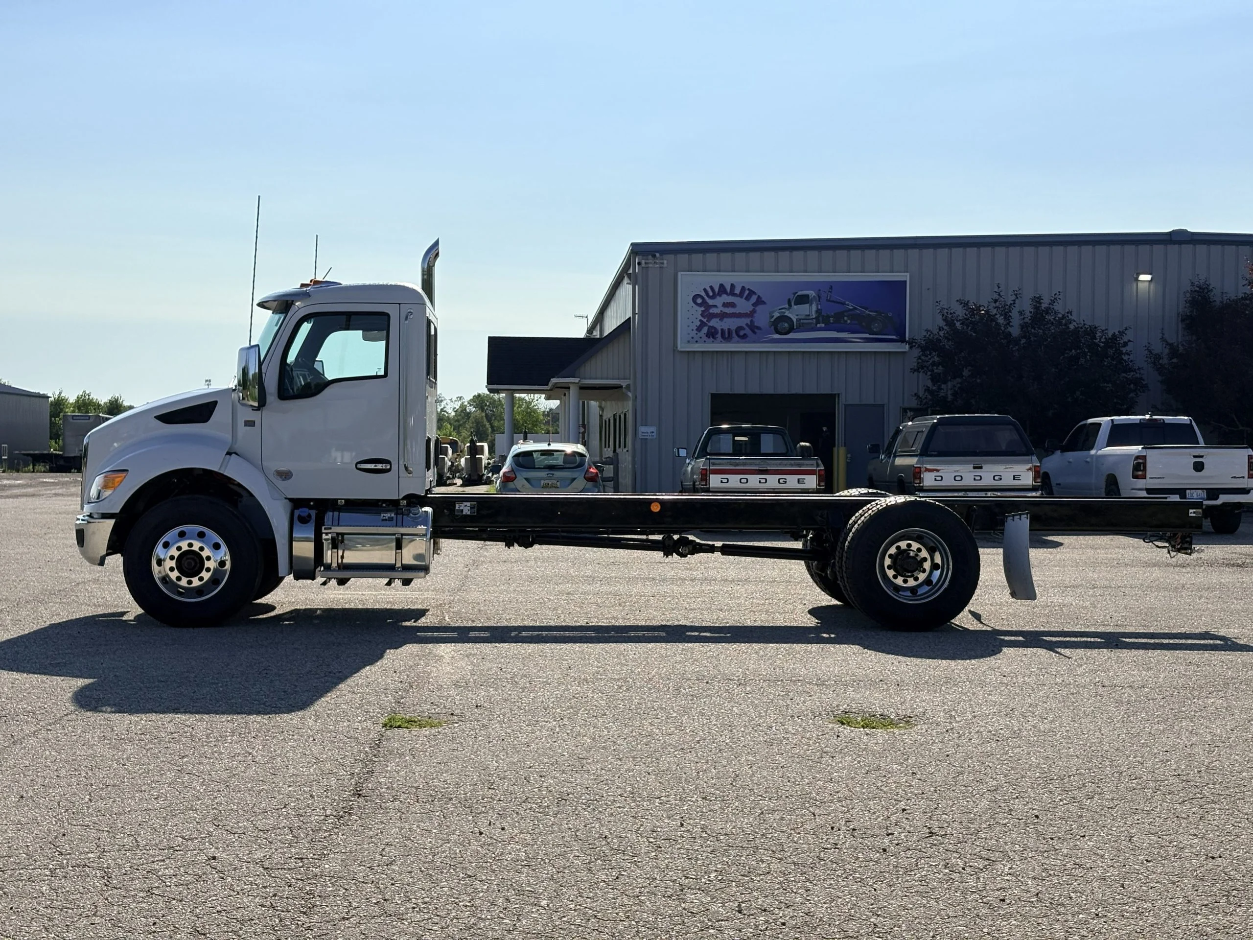 2027 Kenworth T380