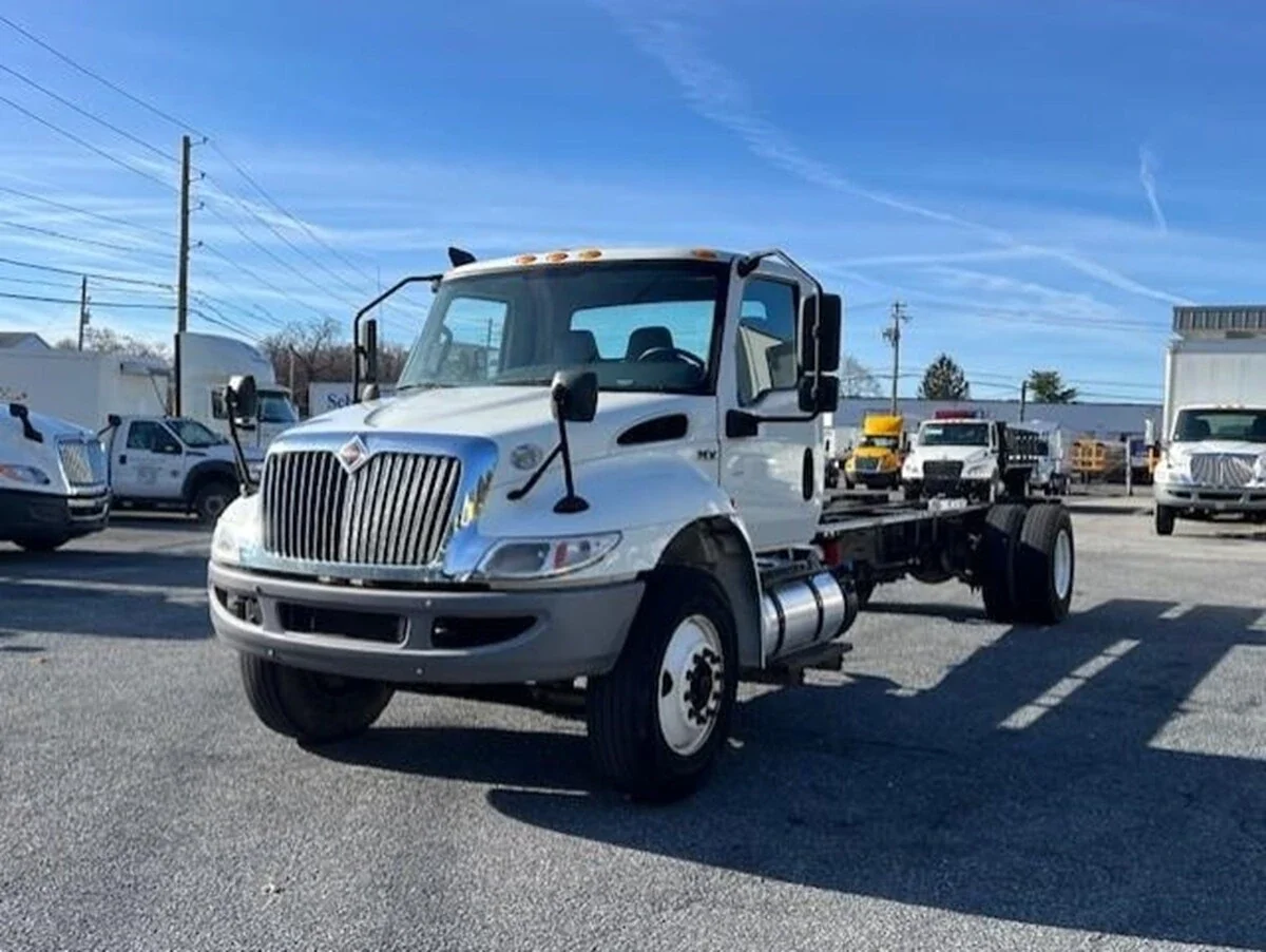 2021 International MV in Murray, KY