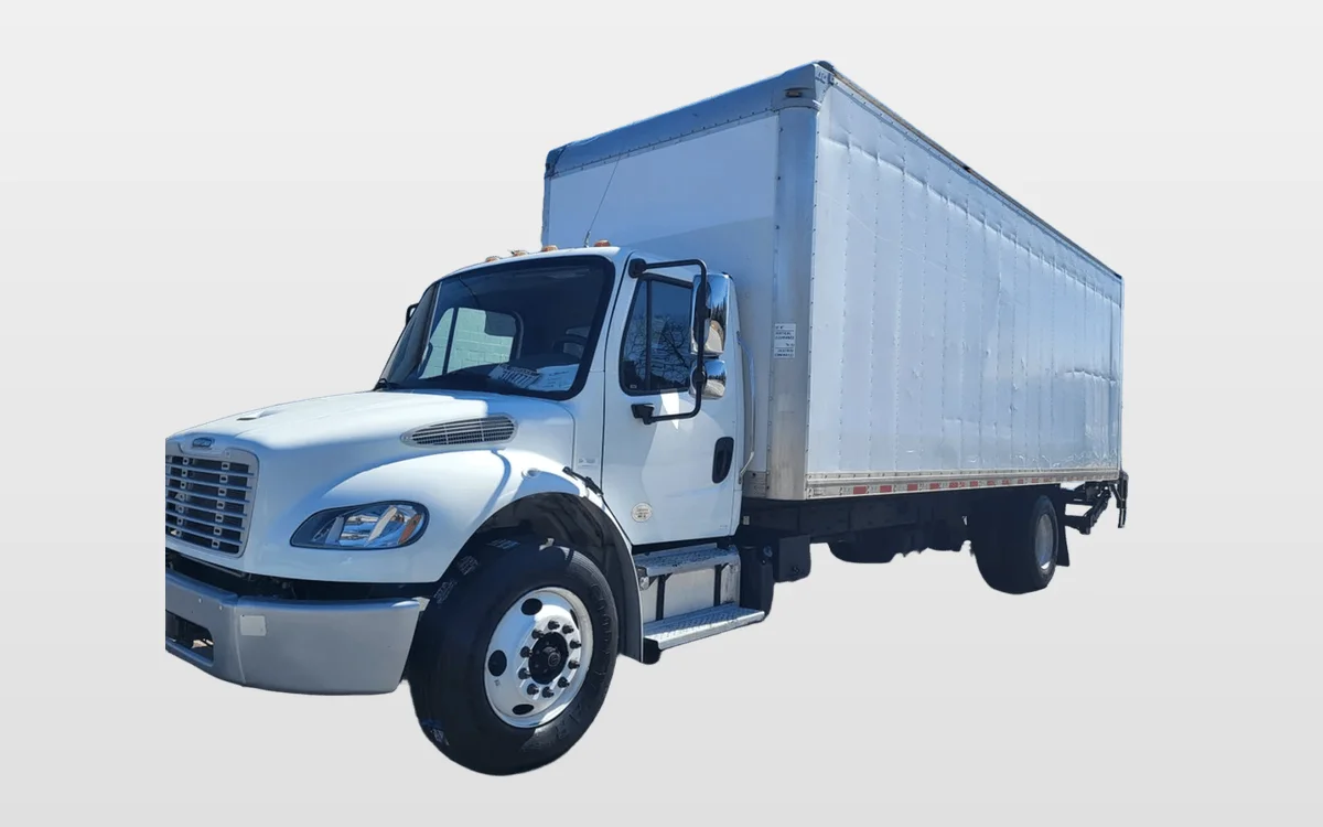 2018 Freightliner M2 106 - image 1