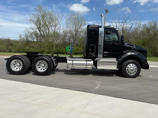 2027 Kenworth T880 in Kansas City, MO — photo 11