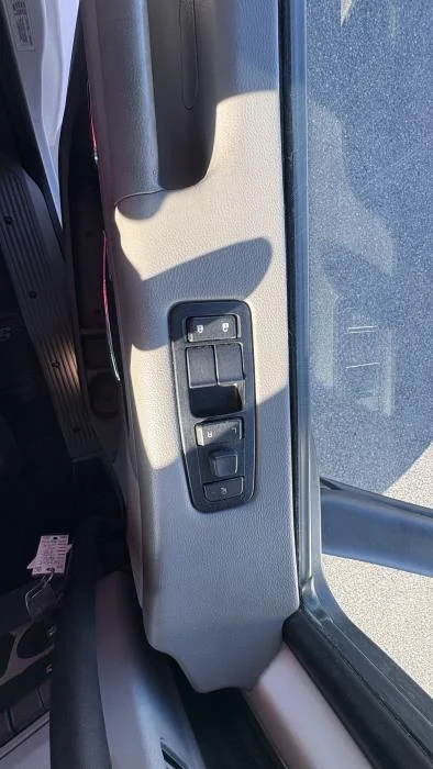 2021 Peterbilt 579 - image 21