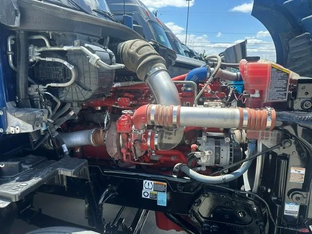 2022 Kenworth T680 — photo 5