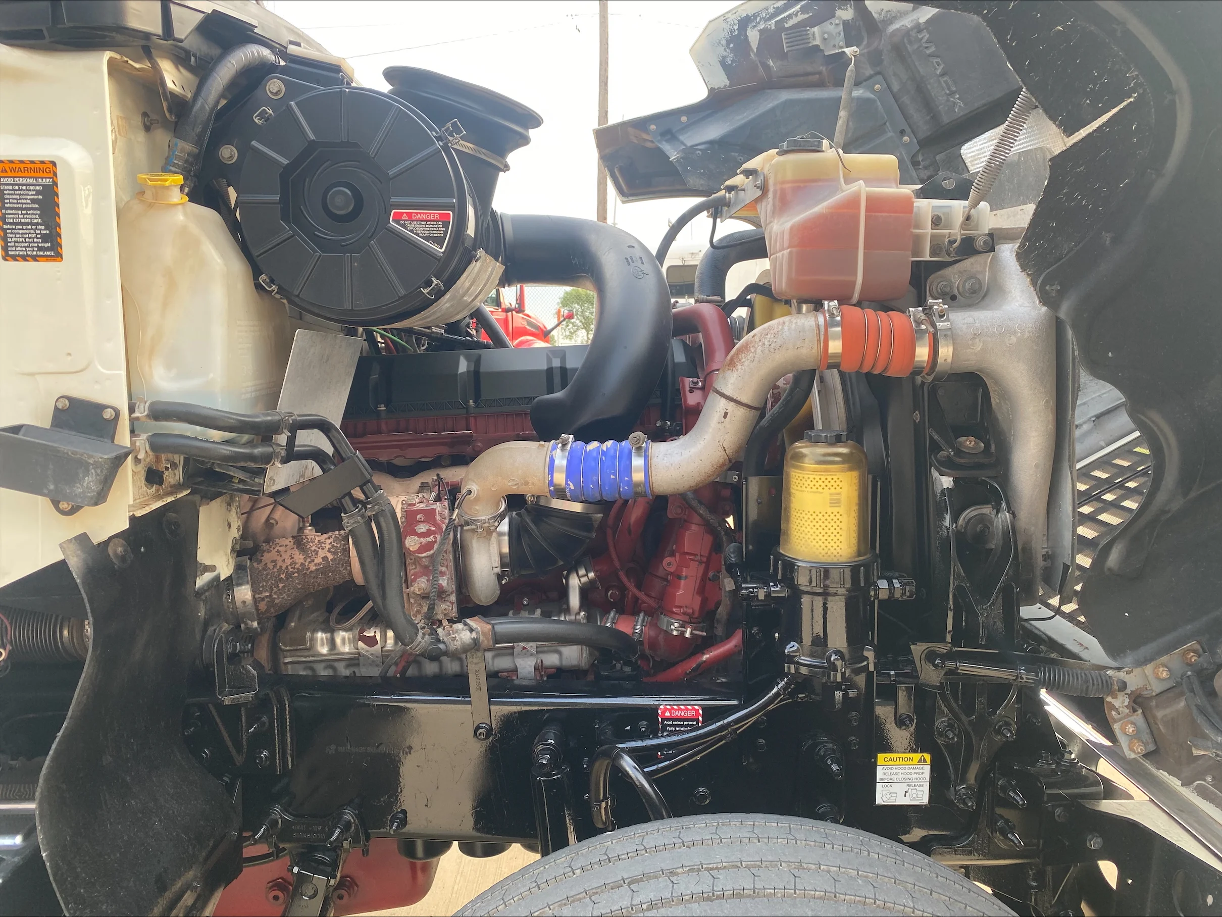 2019 Mack Pinnacle in Oklahoma City, OK — photo 10