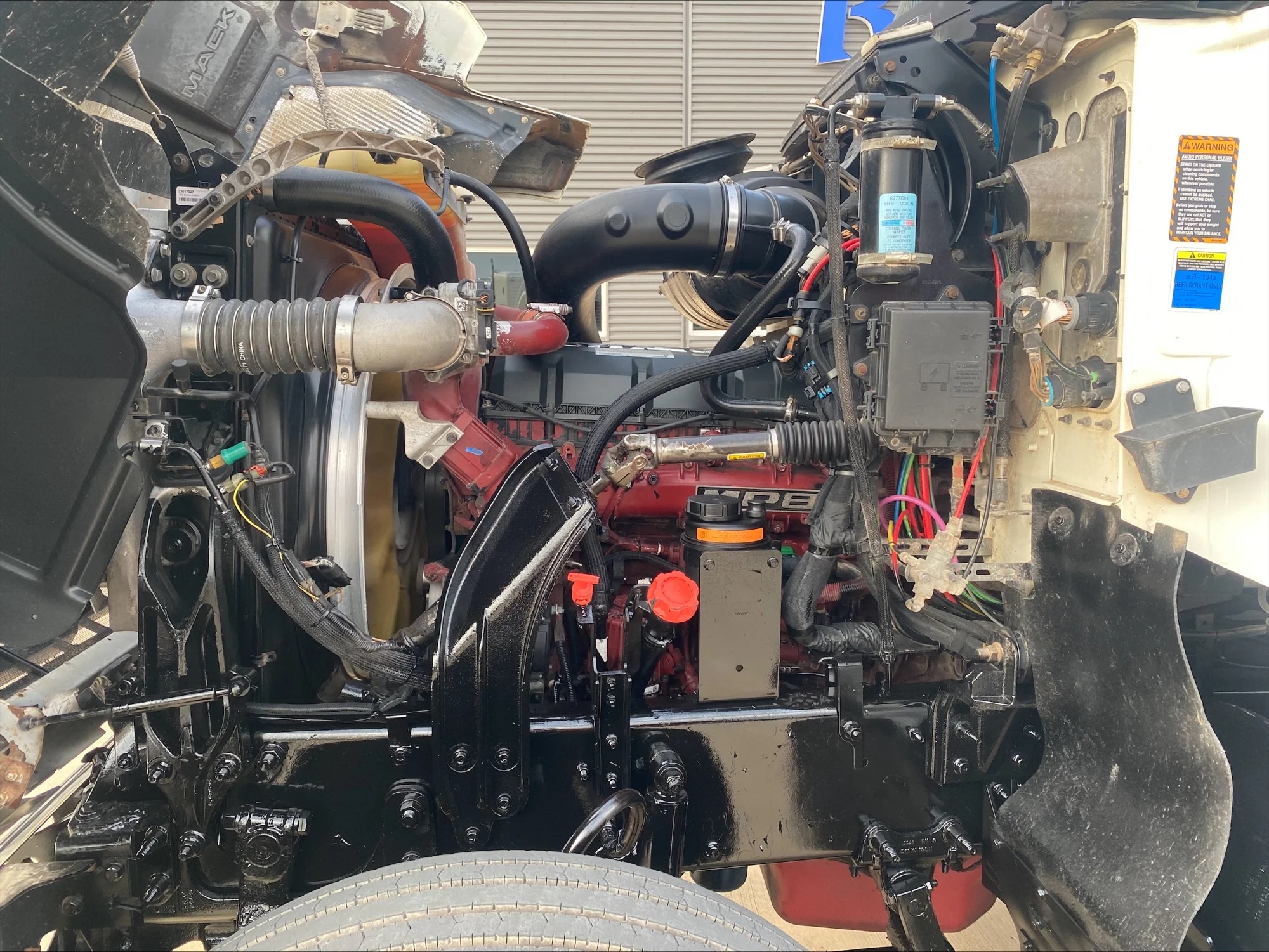 2019 Mack Pinnacle in Oklahoma City, OK — photo 9