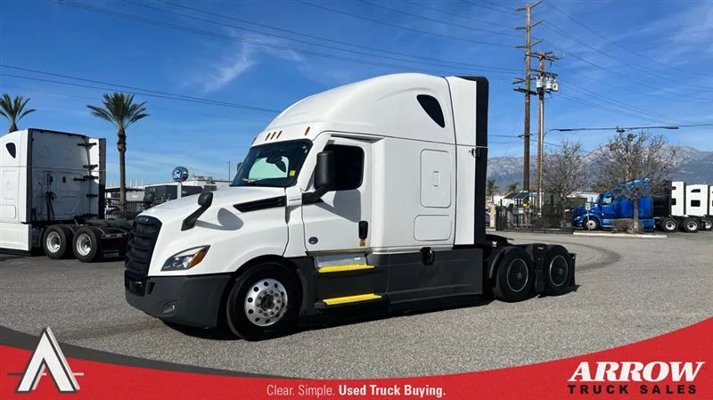 2022 Freightliner Cascadia in Fontana, CA