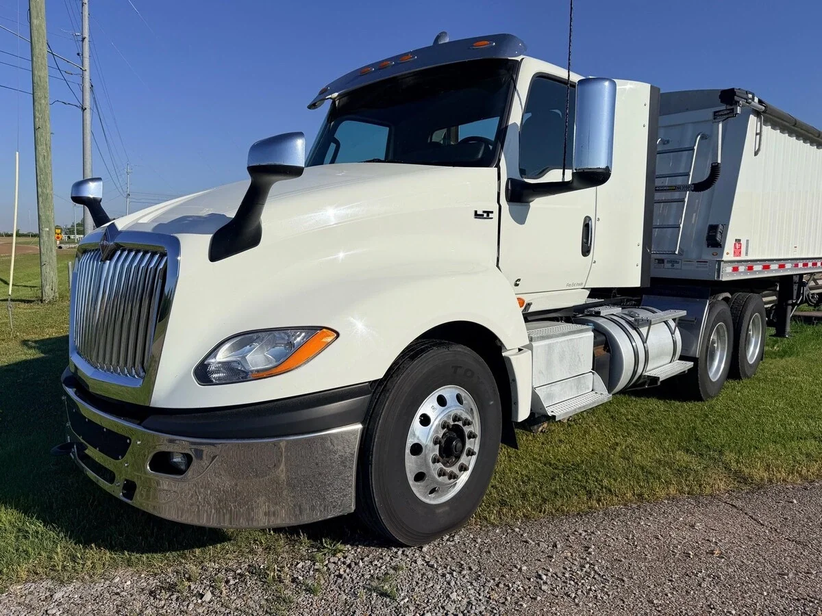 2022 International LT in Union City, TN